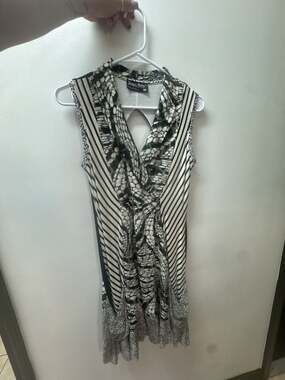 Tango Mango Collection Sleeveless Mixed Print V-Neck Dress